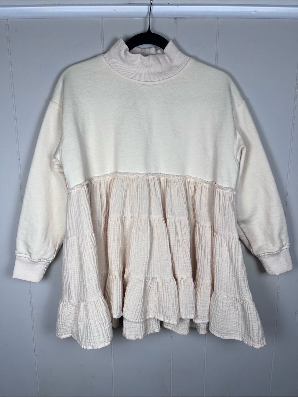GILLI Cream Tunic Sweatshirt Mixed Media Tiered Gauzy Oversized Size Small Girly